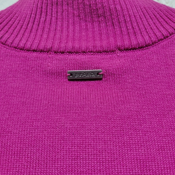 Prana Quarter Zip Sweater Size Small - Picture 4 of 4